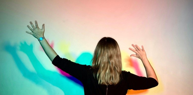 vi-sao-ban-khong-can-phai-chon-chi-mot-phien-ban-cua-chinh-minh