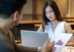 dac-diem-khien-sep-de-bi-ghet-nhat