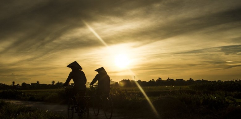 tinh-yeu-chan-thanh-la-cung-nhau-di-qua-gian-kho-se-khong-tu-bo-khi-gap-kho-khan