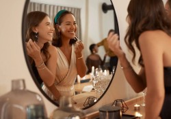 trang-diem-noi-gi-ve-chung-ta