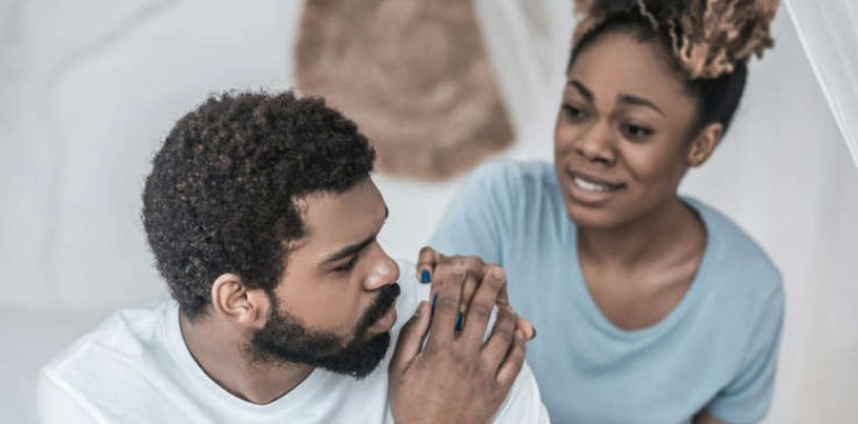 2-cach-nguoi-co-noi-tam-vung-vang-xu-ly-nhung-cuoc-tro-chuyen-kho-khan