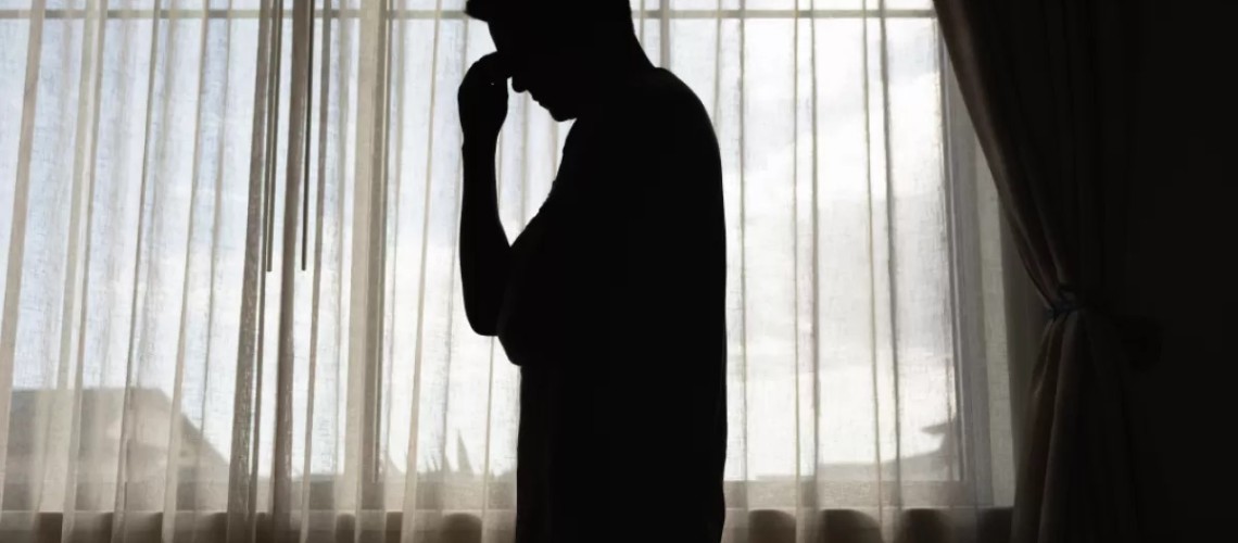 7-dau-hieu-cho-thay-ban-dang-mang-trong-minh-cam-giac-trong-rong