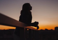 3-he-qua-buon-nhat-cua-su-bo-mac-cam-xuc-thoi-tho-au