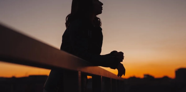 3-he-qua-buon-nhat-cua-su-bo-mac-cam-xuc-thoi-tho-au