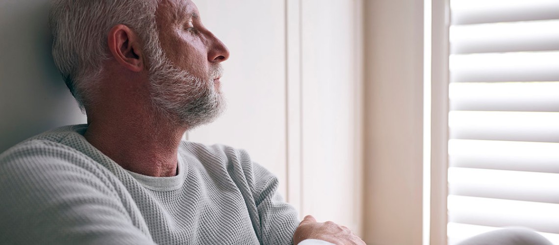 ai-la-nguoi-de-roi-vao-khung-hoang-tuoi-trung-nien-nhat