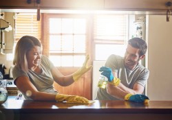 dieu-nhung-cap-doi-khon-ngoan-nhat-lam-voi-thoi-gian-va-tien-bac-cua-minh