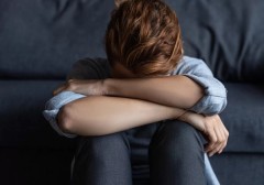 khong-chi-la-noi-buon-giai-ma-nhung-goc-khuat-cua-tram-cam