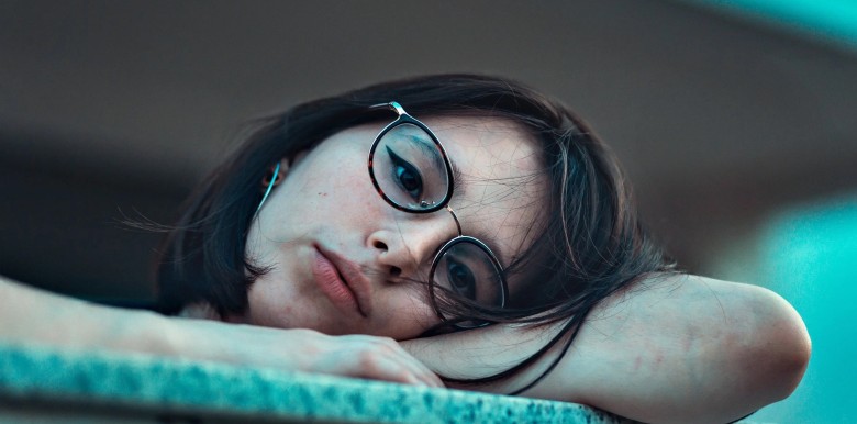 10-dau-hieu-cua-su-te-liet-cam-xuc