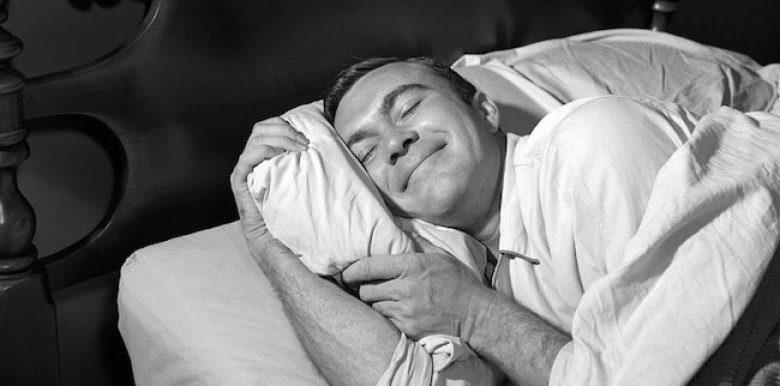 45-meo-khong-phai-kieu-nghe-den-phat-chan-de-cai-thien-giac-ngu-cua-ban