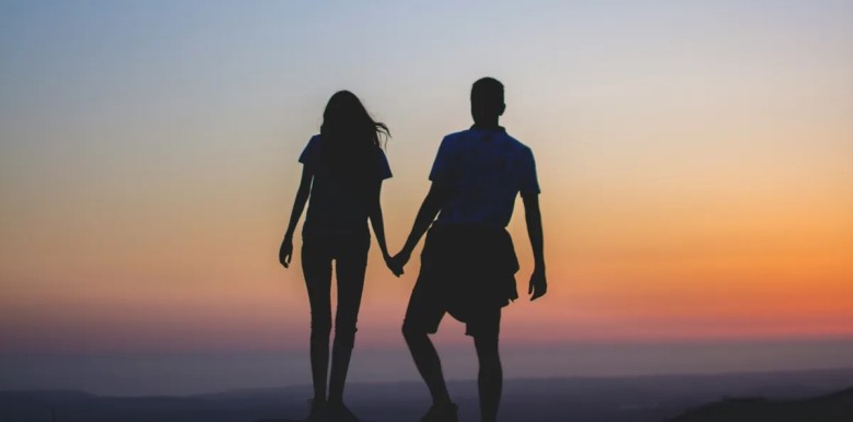 cung-nhau-nham-nhi-niem-vui-tinh-minh-them-ben-chat