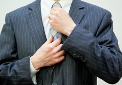 dan-ong-thong-tri-hay-dan-ong-co-uy-tin-ai-hap-dan-hon-trong-mat-phu-nu