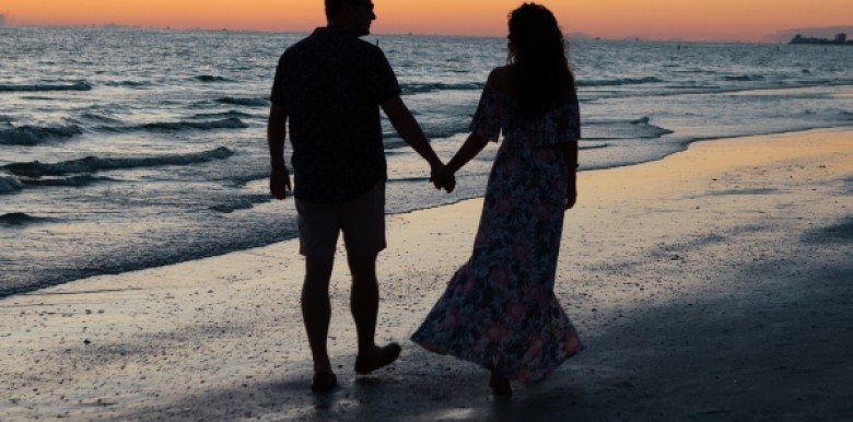 ban-va-nguoi-ay-co-thuc-su-danh-cho-nhau