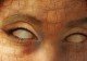 nguoi-phu-nu-ngoi-doi-dien-ban-co-phai-la-mot-ke-thai-nhan-cach