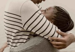 mot-thoi-quen-thiet-yeu-ma-khong-cap-doi-nao-nen-xem-nhe