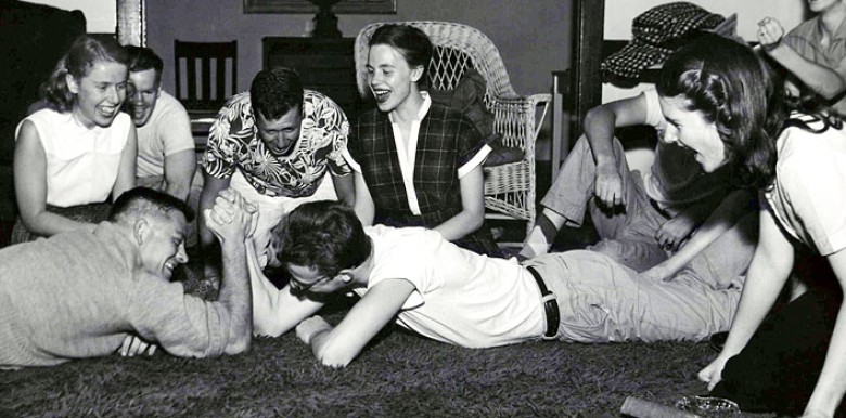 lieu-dan-ong-va-phu-nu-co-the-chi-la-ban