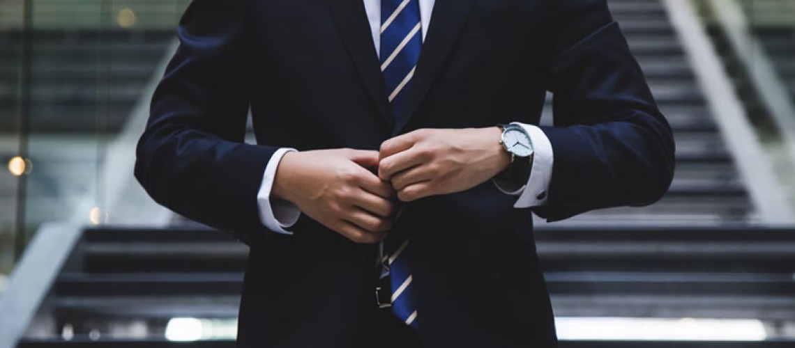 dieu-khac-biet-o-nhung-nguoi-thanh-cong-ruc-ro