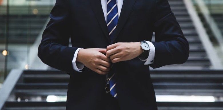 dieu-khac-biet-o-nhung-nguoi-thanh-cong-ruc-ro