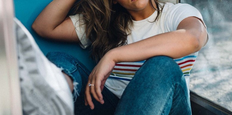 nhung-nguoi-con-gai-thieu-tinh-thuong-ban-co-dang-chay-tron-khoi-moi-quan-he