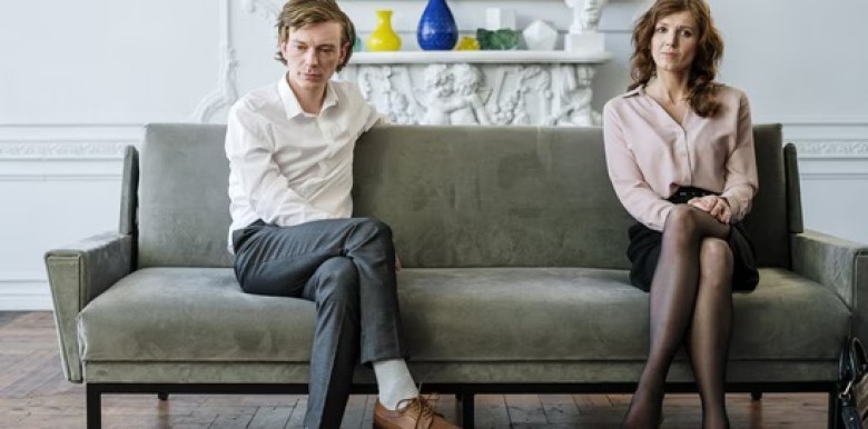 lieu-giua-nam-va-nu-co-dang-xuat-hien-mot-ho-sau-cach-biet