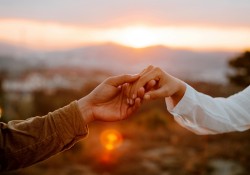 mot-yeu-to-thiet-yeu-cho-mot-moi-quan-he-hanh-phuc