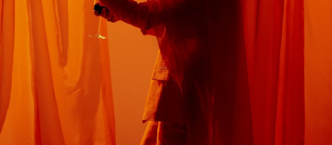 su-mu-loa-truoc-phan-boi-khi-ta-khong-nhin-thay-dieu-sap-den