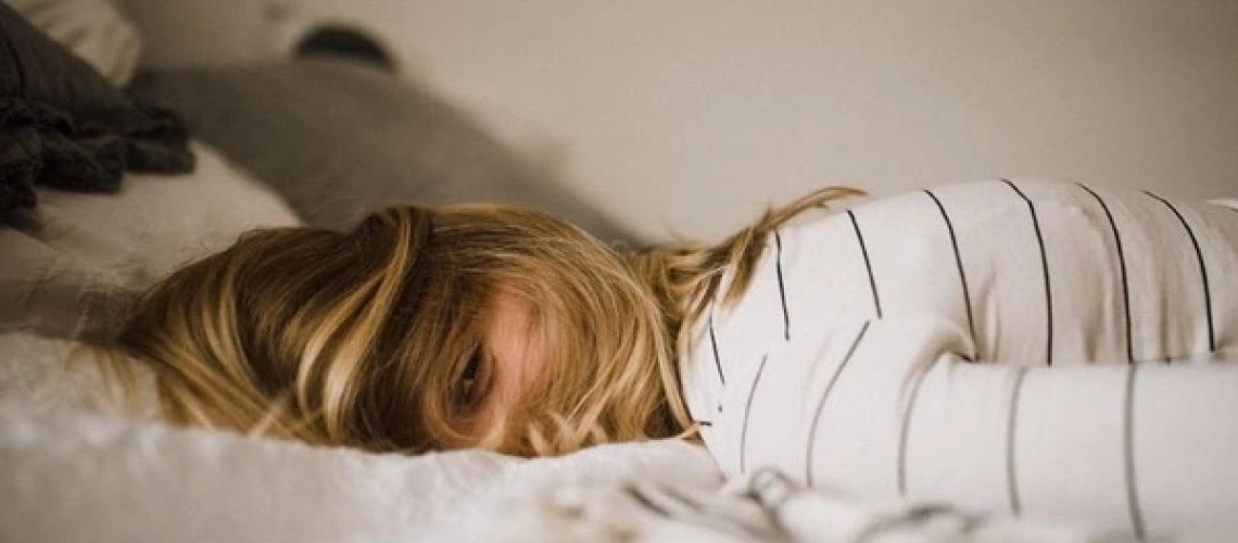 10-hanh-vi-lo-au-co-the-la-phan-ung-tu-sang-chan