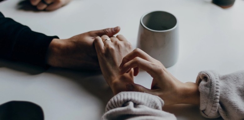 buong-xa-trong-thuong-yeu-mon-qua-cho-moi-nguoi