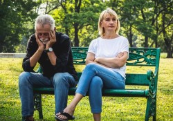 vi-sao-ty-le-ly-hon-o-cac-cap-doi-lon-tuoi-van-tiep-tuc-tang