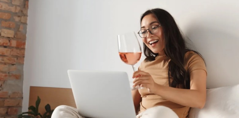 5-cach-chung-ta-am-tham-khien-minh-kem-thong-minh-hon-moi-ngay