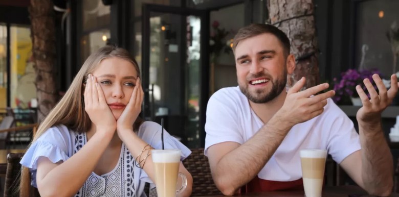 vi-sao-co-nguoi-khong-the-ngung-noi