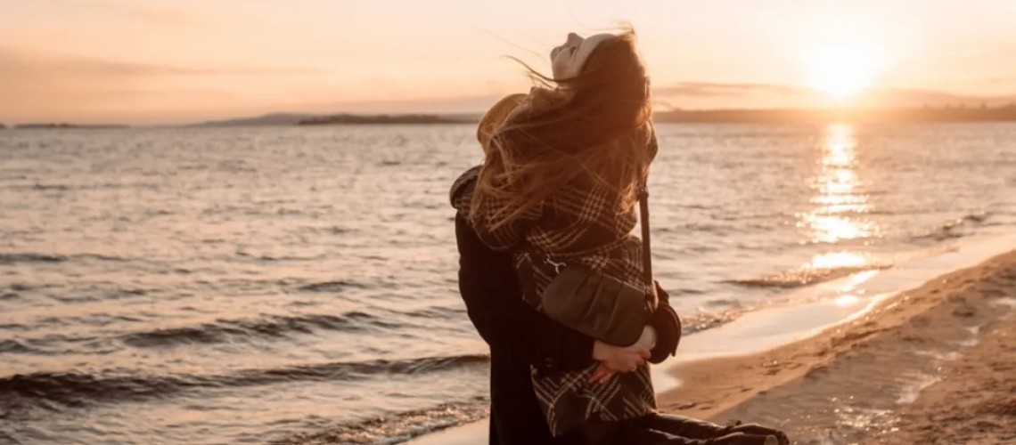 10-dau-hieu-cho-thay-ai-do-thuc-su-yeu-ban