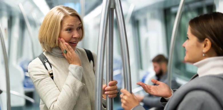 nghe-thuat-tro-chuyen-voi-nguoi-la-lieu-thuoc-thay-doi-cuoc-doi