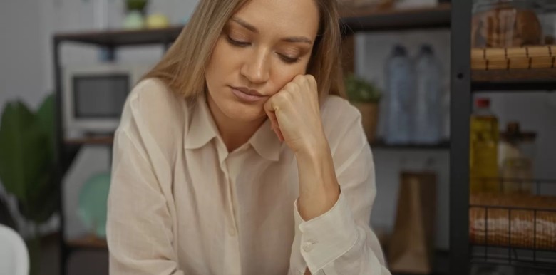 ngung-bo-roi-chinh-minh-bang-cach-tu-bo-10-thoi-quen-nay-ngay-hom-nay