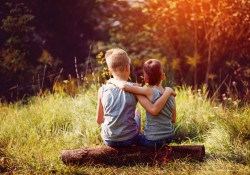 su-gan-gui-giua-nhung-nguoi-dan-ong