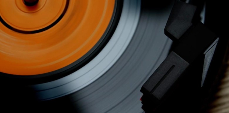 ban-co-the-dung-am-nhac-de-thoat-khoi-nhung-vong-lap-suy-nghi-tieu-cuc