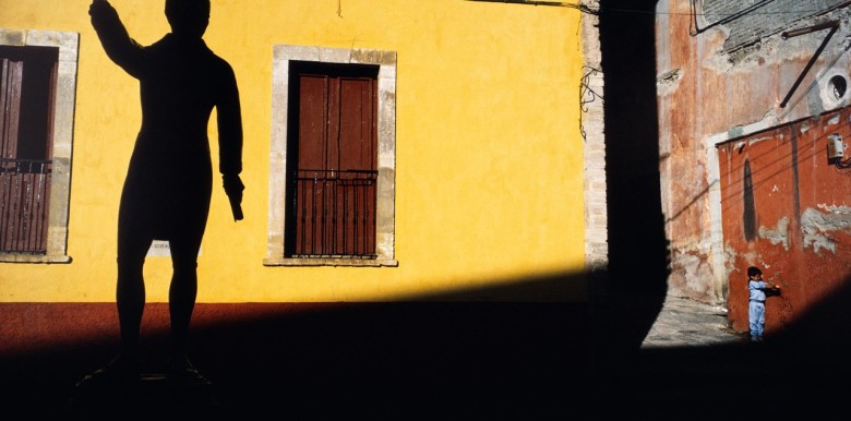 vi-sao-ta-nen-don-nhan-nepantla-trang-thai-lung-lo-o-giua-cua-doi-song