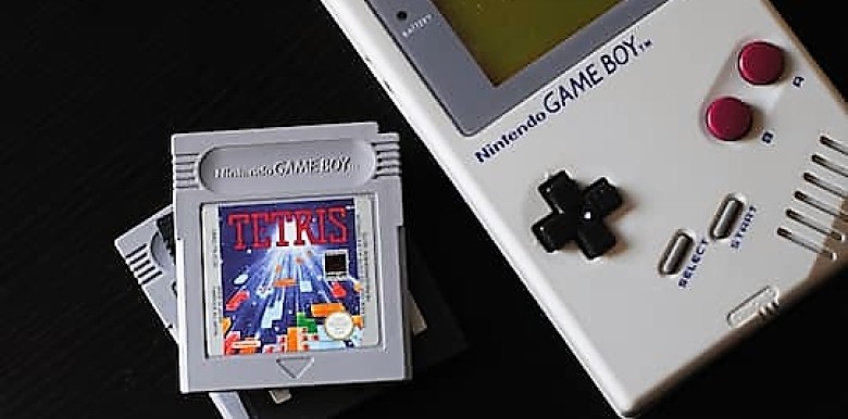 3-phut-choi-game-tetris-lam-giam-con-them-ruou-thuoc-la-va-thuc-an