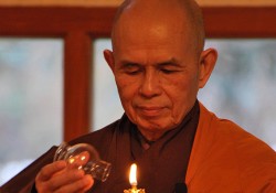 61-cau-noi-sau-sac-cua-thien-su-thich-nhat-hanh-ve-cuoc-song-tinh-yeu-va-hanh-phuc