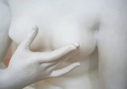 tinh-yeu-dich-thuc-bat-dau-tu-tinh-yeu-ban-than