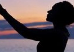 vi-sao-ban-khong-the-chi-dung-suy-nghi-de-thoat-khoi-sang-chan